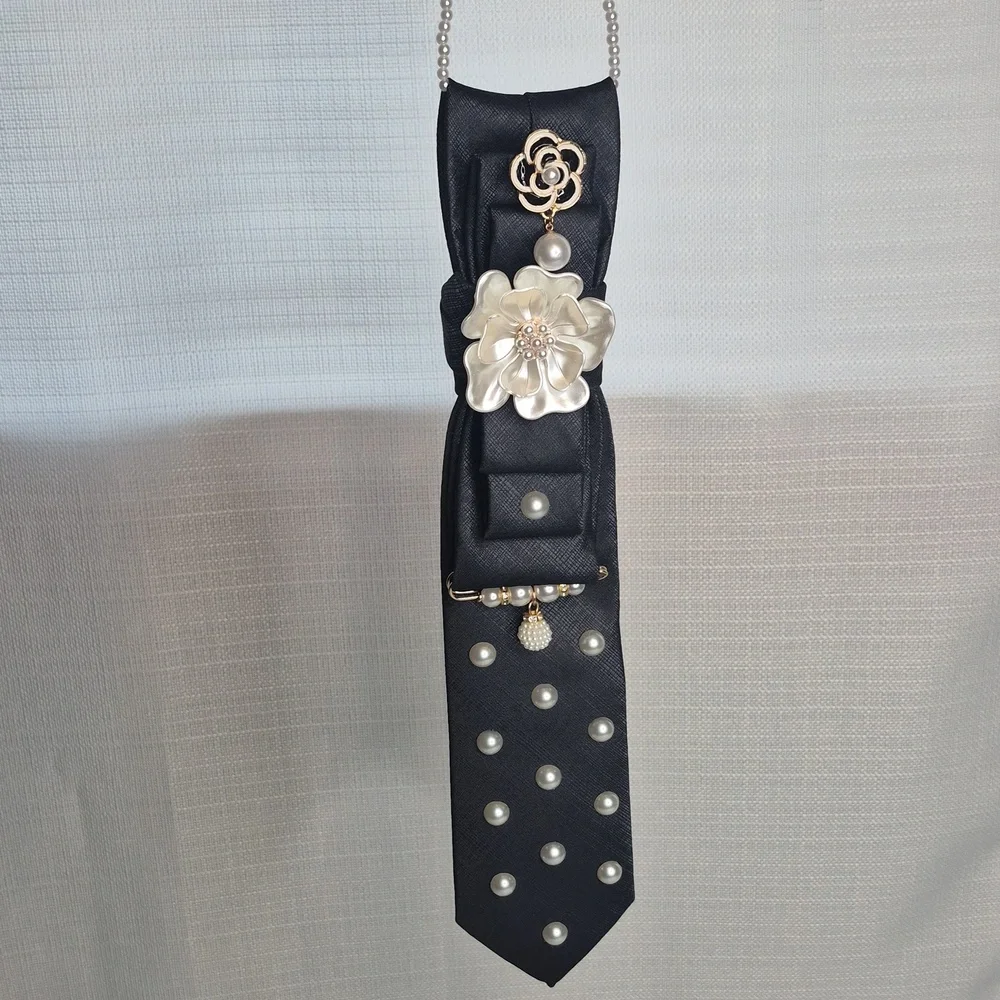 Handcrafted Luxury Fashion Necktie Necklace 📿 (BLACK/WHITE AFFAIR)
